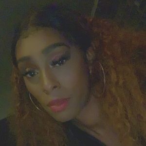 Meet your Posher, Charmaine